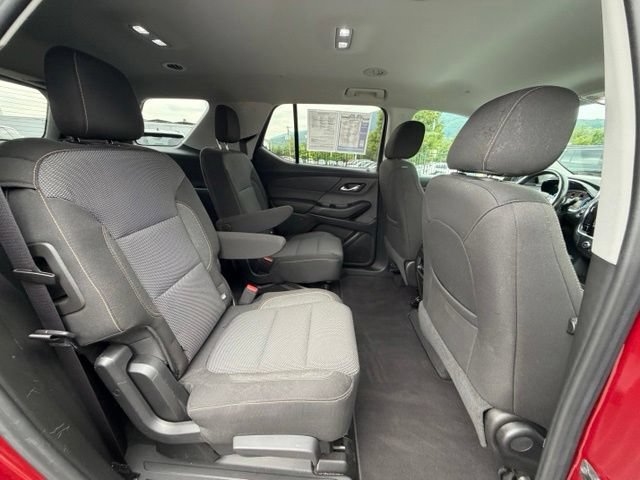 Used 2018 Chevrolet Traverse LT AWD/4WD image 39