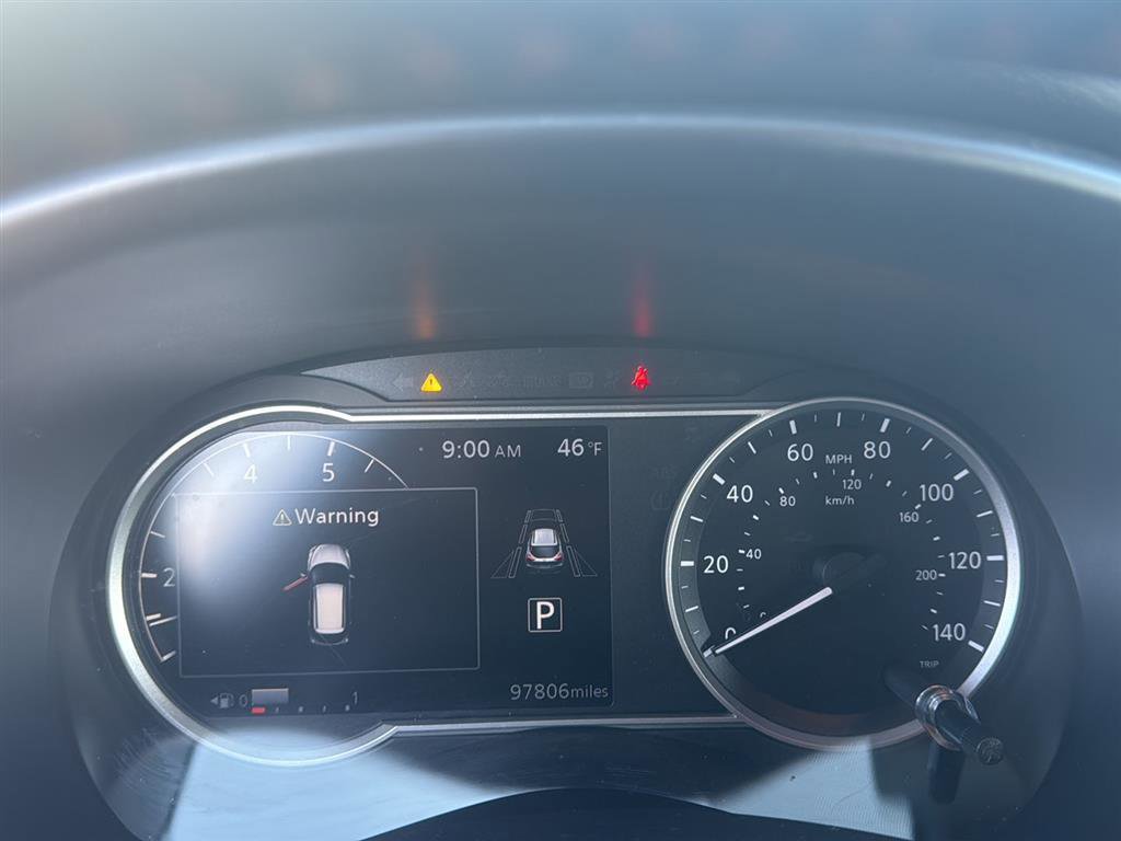 Used 2020 Nissan Kicks SR image 4