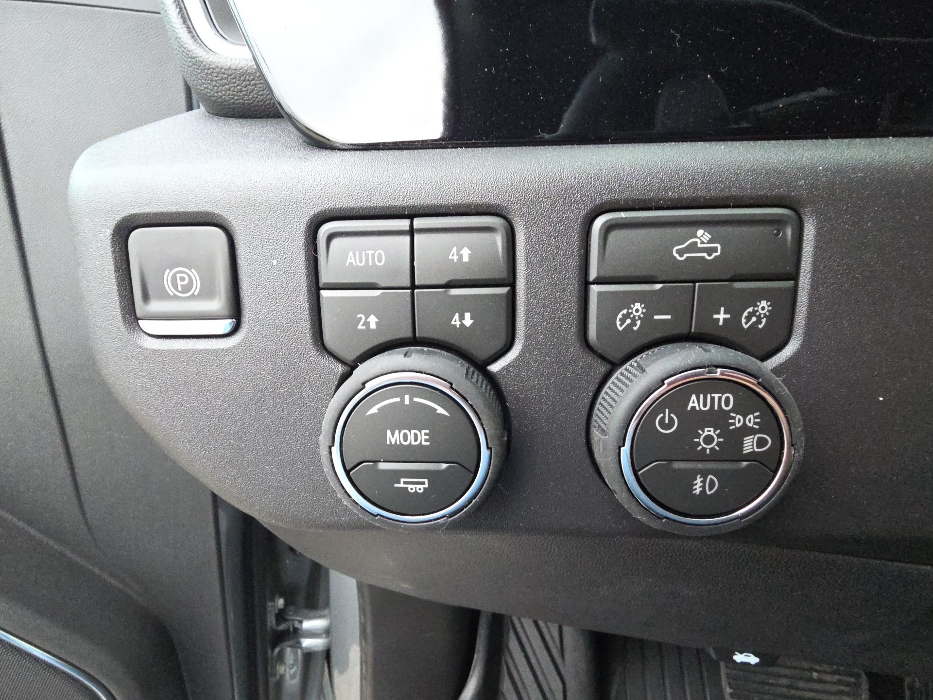 New 2026 Chevrolet Silverado 1500 RST w/ Convenience Package II AWD/4WD image 21