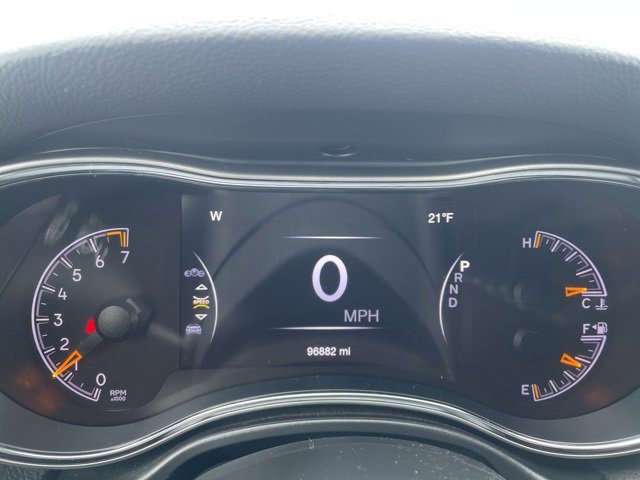 Used 2020 Jeep Grand Cherokee Laredo w/ 18" Wheel & 8.4" Radio Group image 22