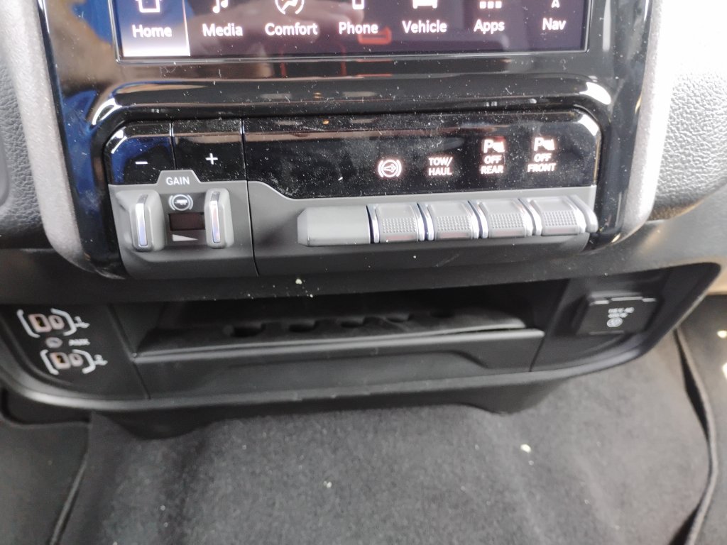 New 2026 RAM 2500 Tradesman AWD/4WD image 26