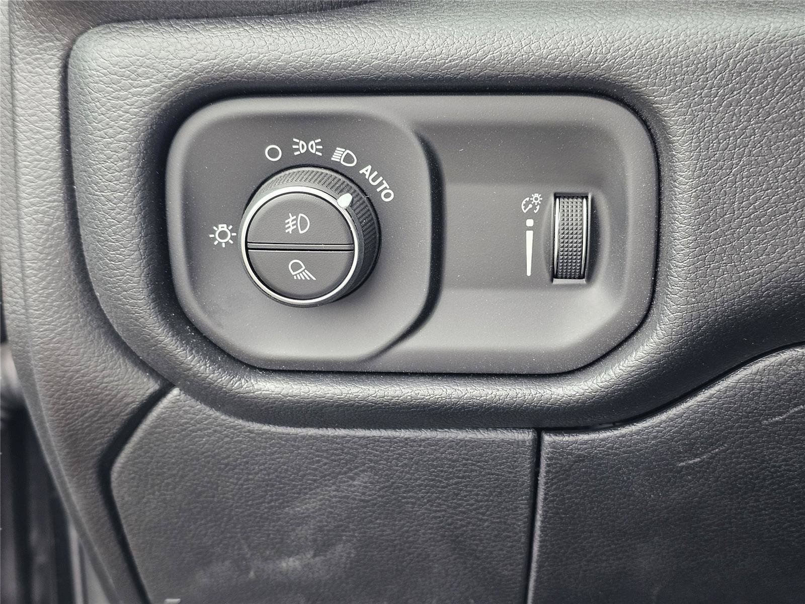 New 2026 RAM 2500 Tradesman AWD/4WD image 19