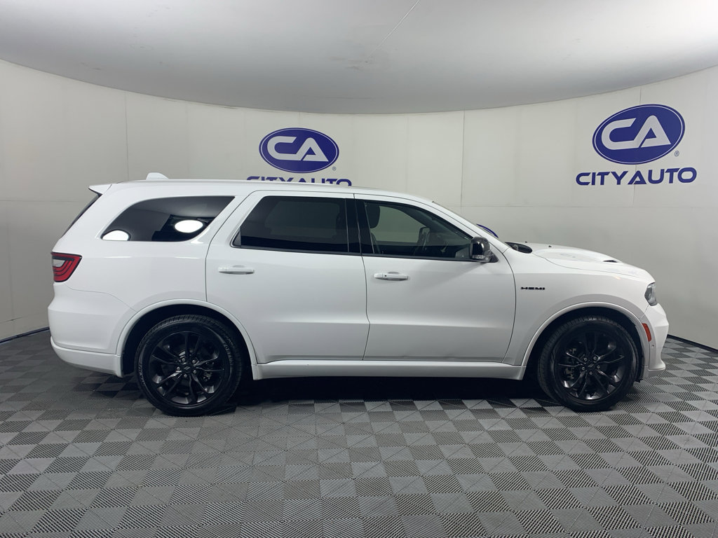 Used 2022 Dodge Durango R/T w/ Blacktop Package RWD image 2