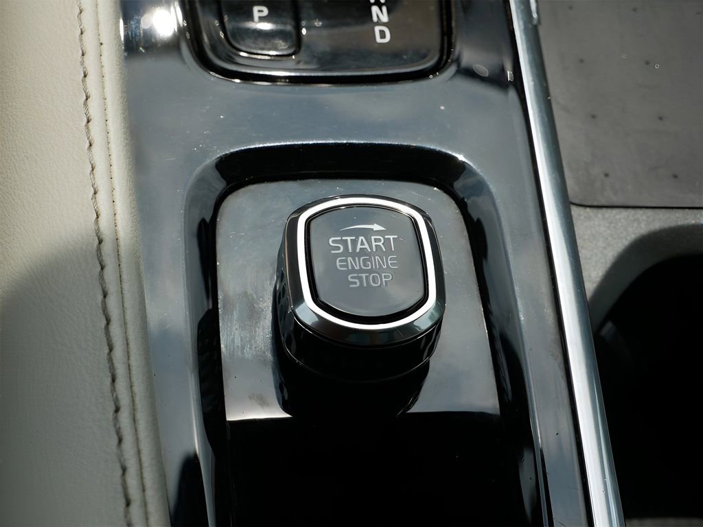 Used 2022 Volvo XC90 T8 Inscription image 24