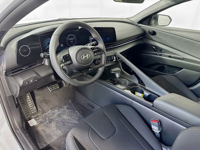 New 2025 Hyundai Elantra SEL FWD image 22