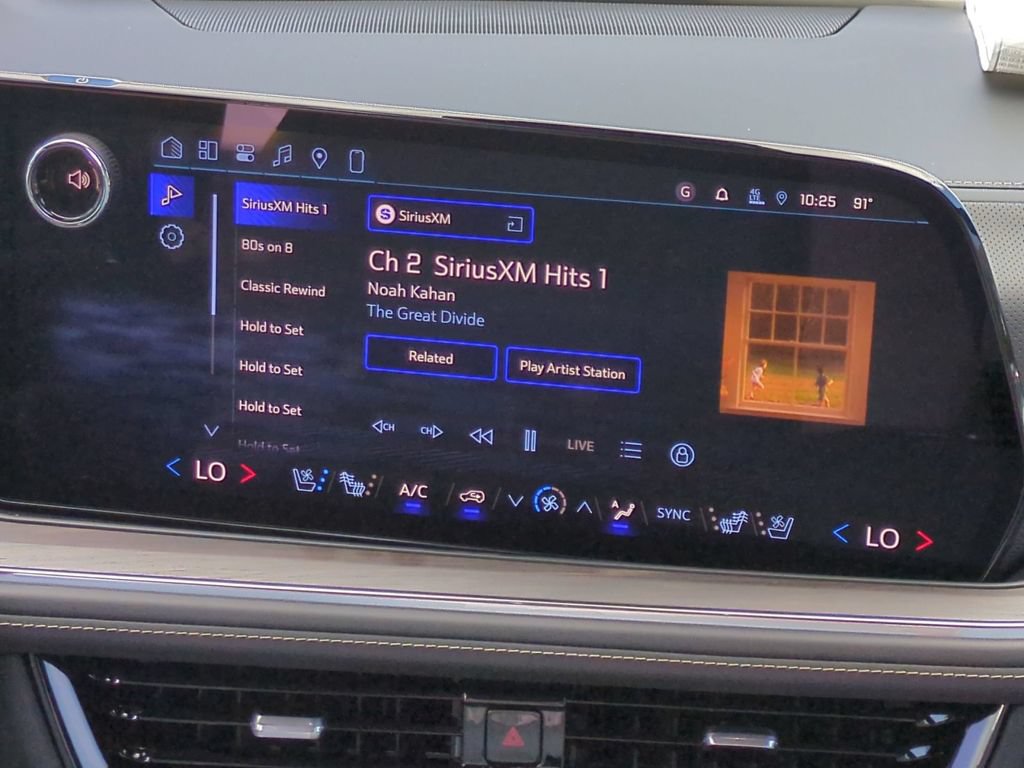 New 2026 Chevrolet Suburban Premier RWD image 17