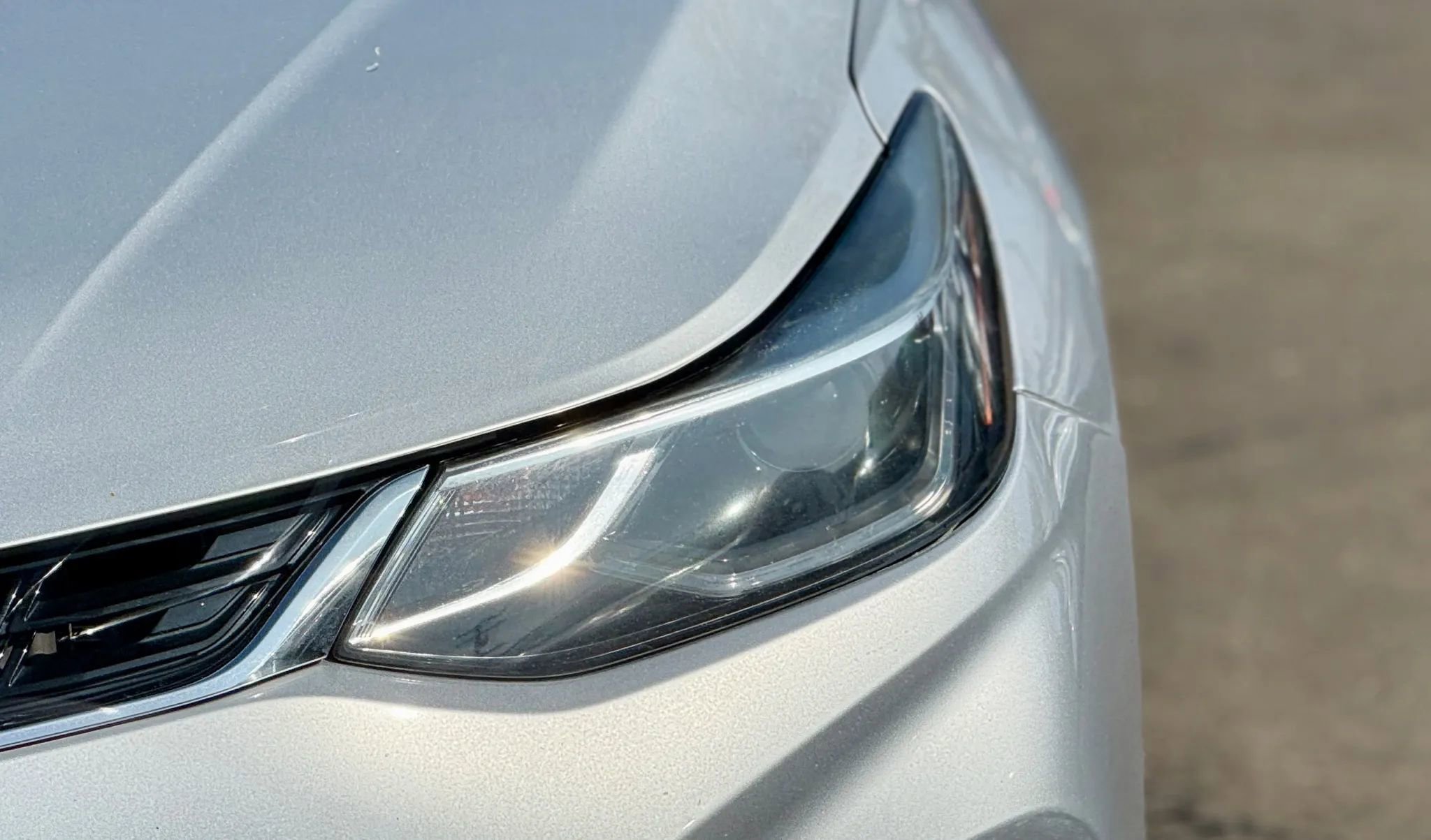 Used 2018 Chevrolet Cruze LT w/ RS Package image 25