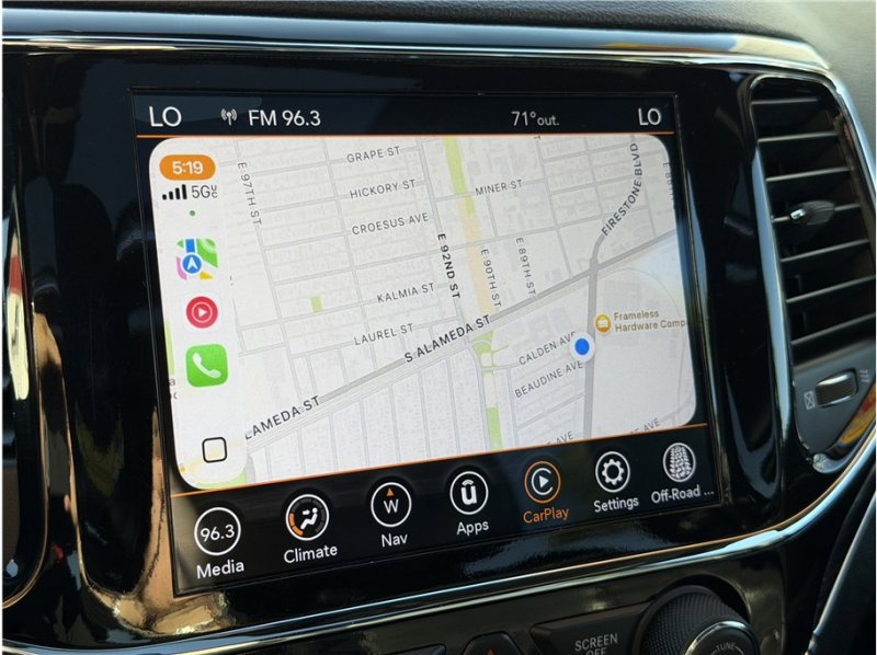 Used 2020 Jeep Grand Cherokee Limited w/ Luxury Group II image 56