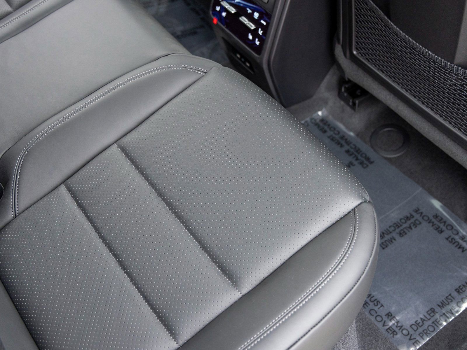 New 2025 Porsche Macan Electric image 48