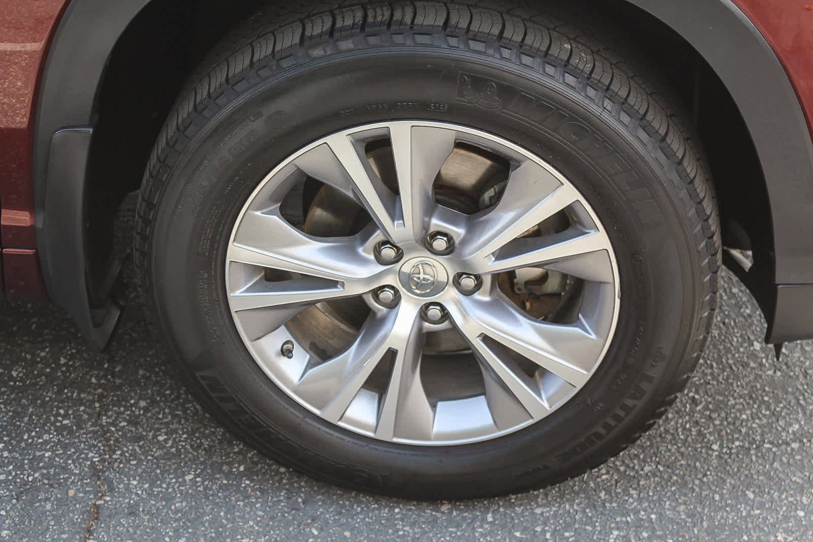 Used 2015 Toyota Highlander XLE image 11