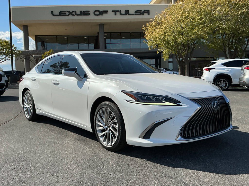 Used 2019 Lexus ES 300h FWD image 1