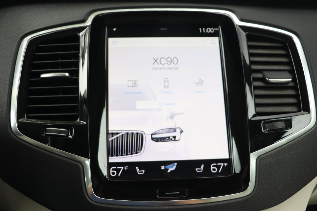 Used 2022 Volvo XC90 T6 Momentum AWD/4WD image 31