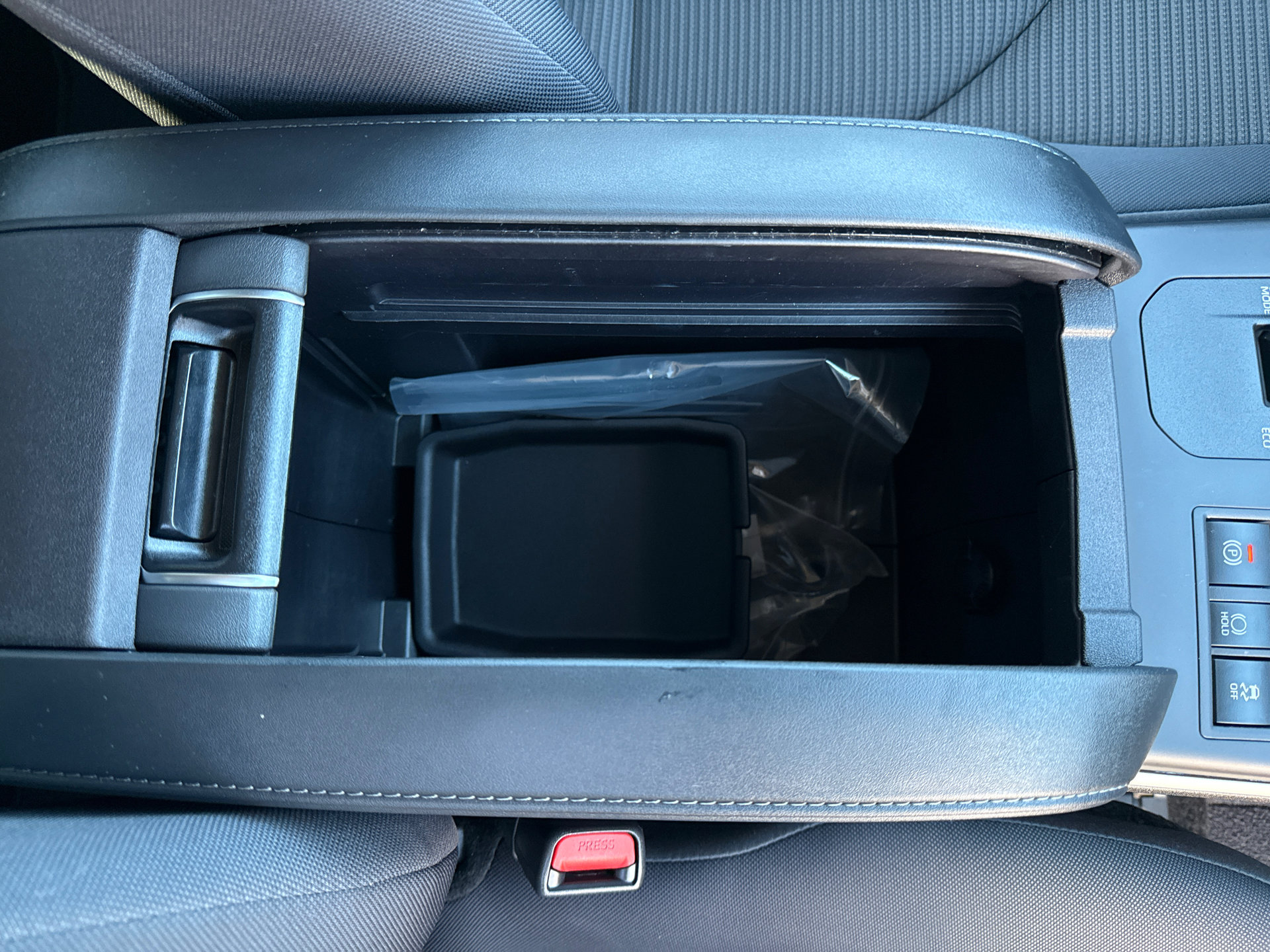 Certified 2025 Toyota Highlander LE image 15