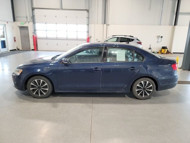Used 2014 Volkswagen Jetta SE FWD image 4