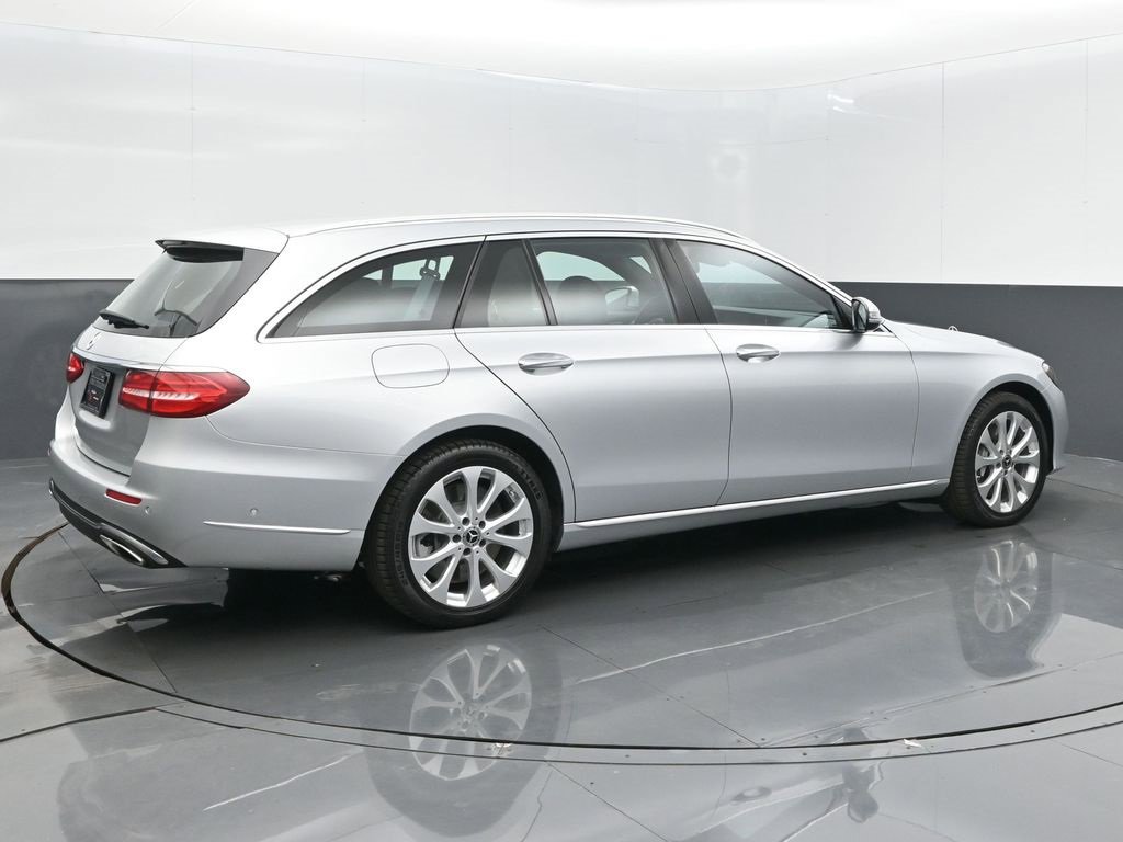 Used 2020 Mercedes-Benz E 450 4MATIC Wagon w/ Premium Package image 6