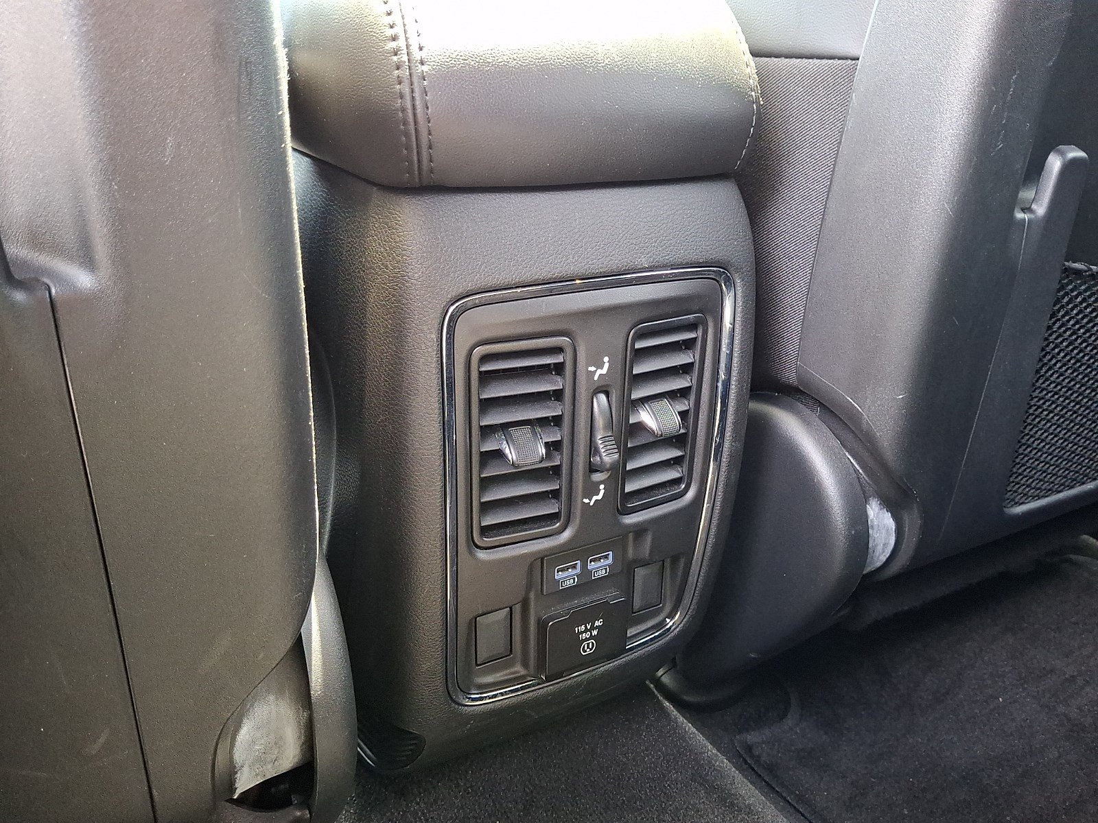 Used 2021 Jeep Grand Cherokee Limited w/ Premium Lighting Group AWD/4WD image 12