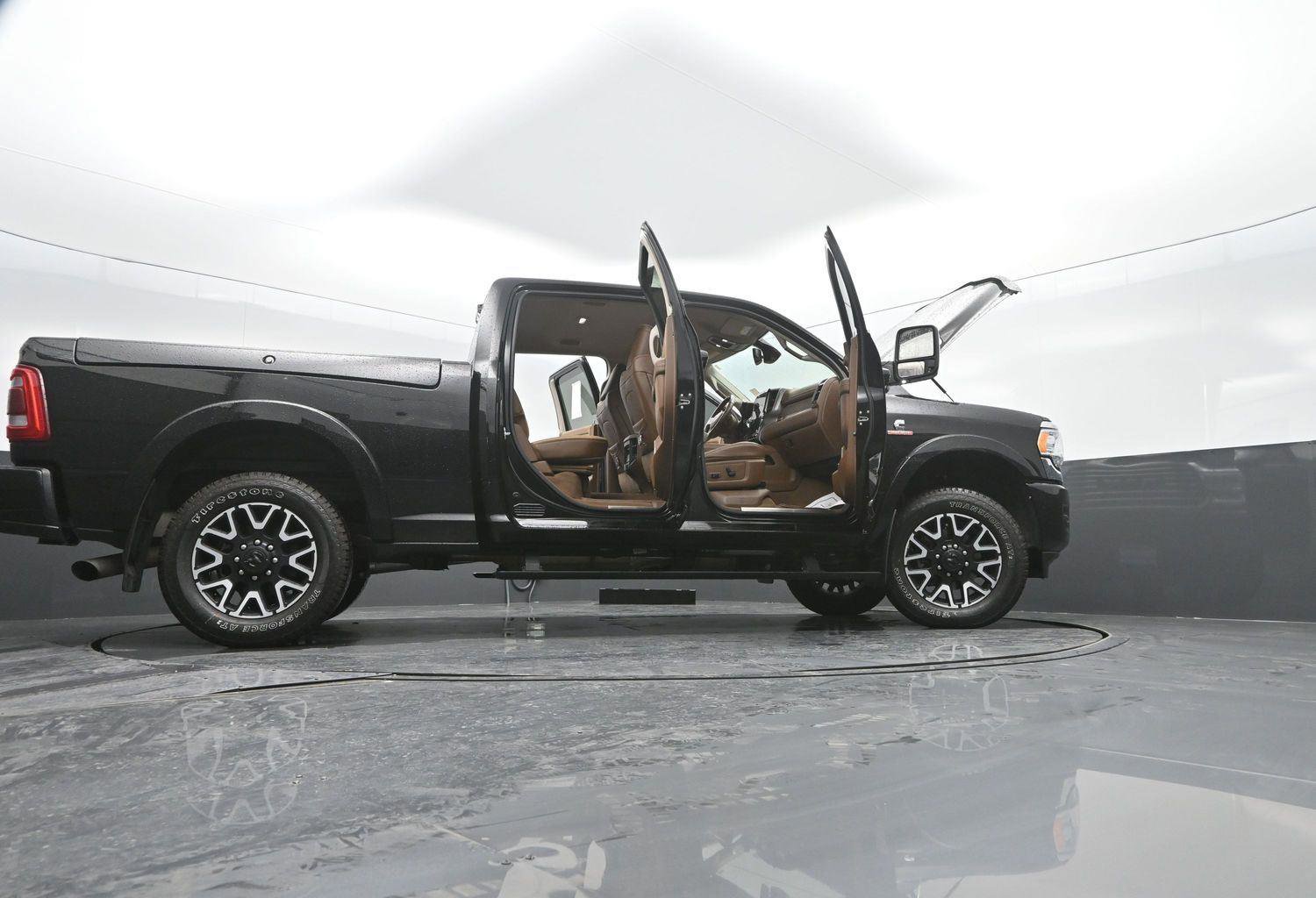 Used 2023 RAM 2500 Limited image 58