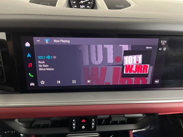 Used 2026 Porsche Cayenne Coupe image 36