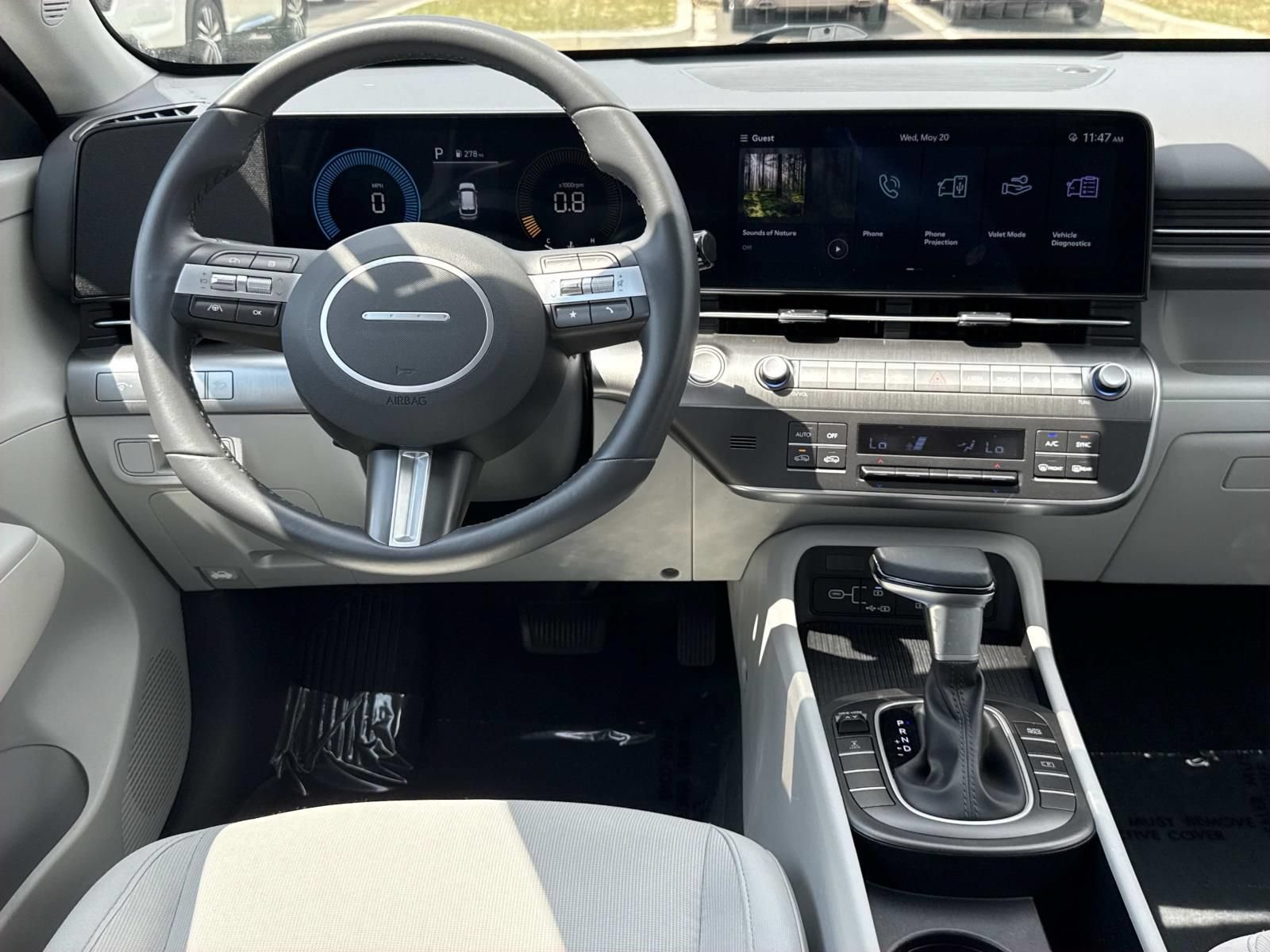 Used 2025 Hyundai Kona SEL AWD/4WD image 8
