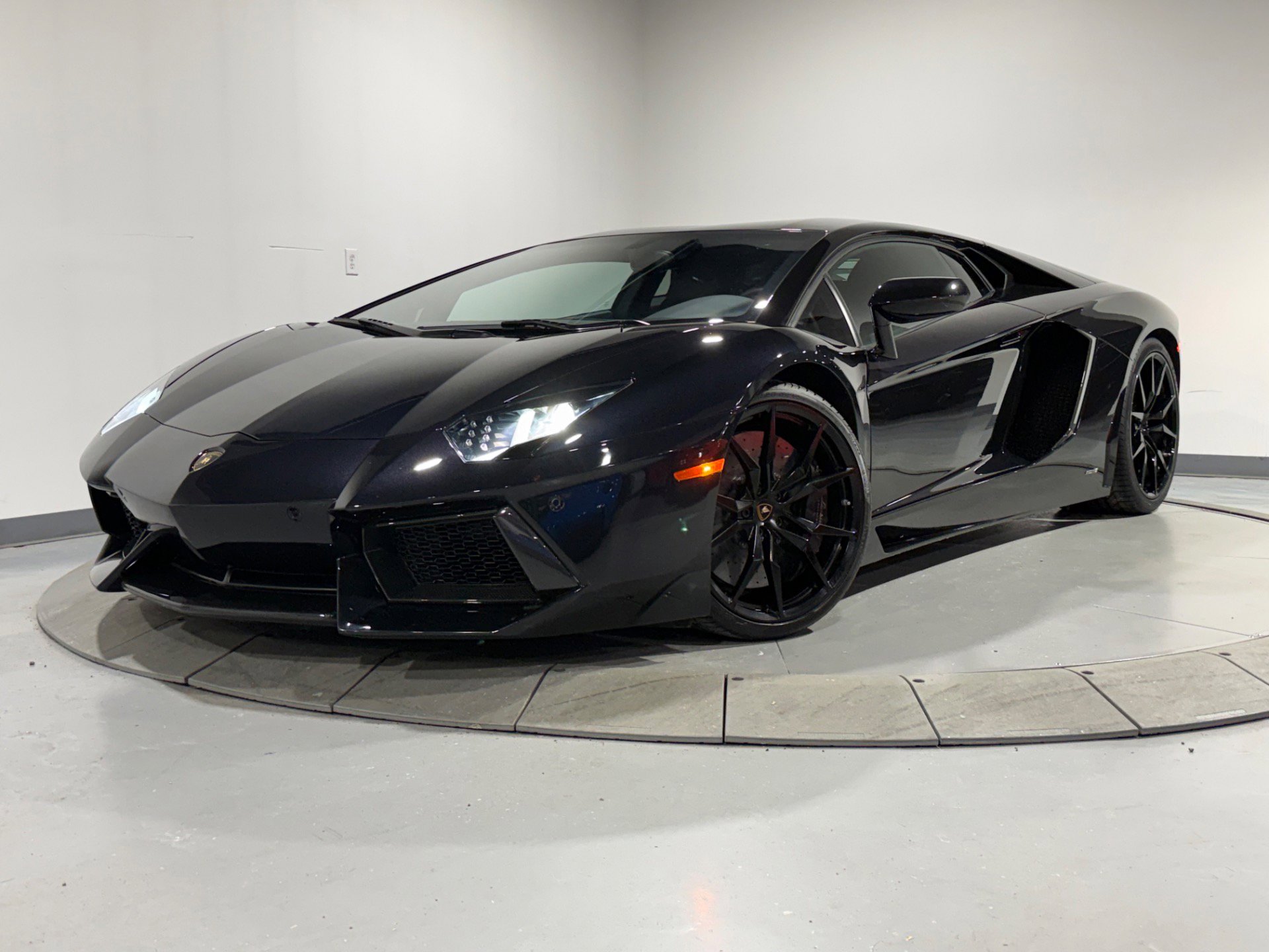 Used 2014 Lamborghini Aventador LP 700-4