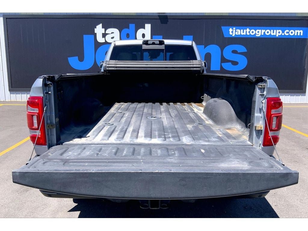 Used 2022 RAM 3500 Limited AWD/4WD image 11