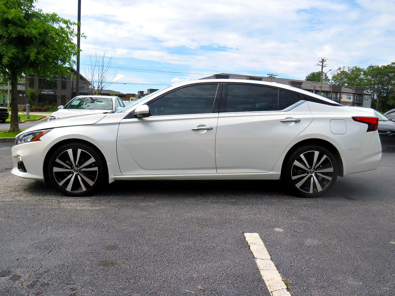 Used 2022 Nissan Altima 2.5 Platinum image 8