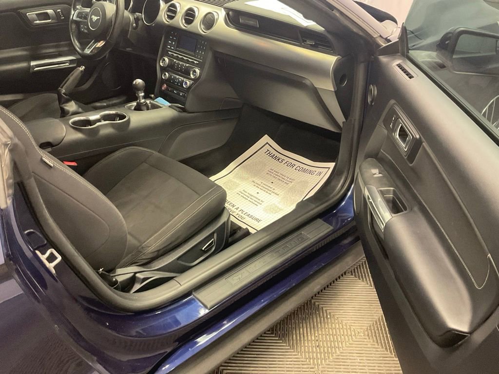 Used 2018 Ford Mustang GT RWD image 23