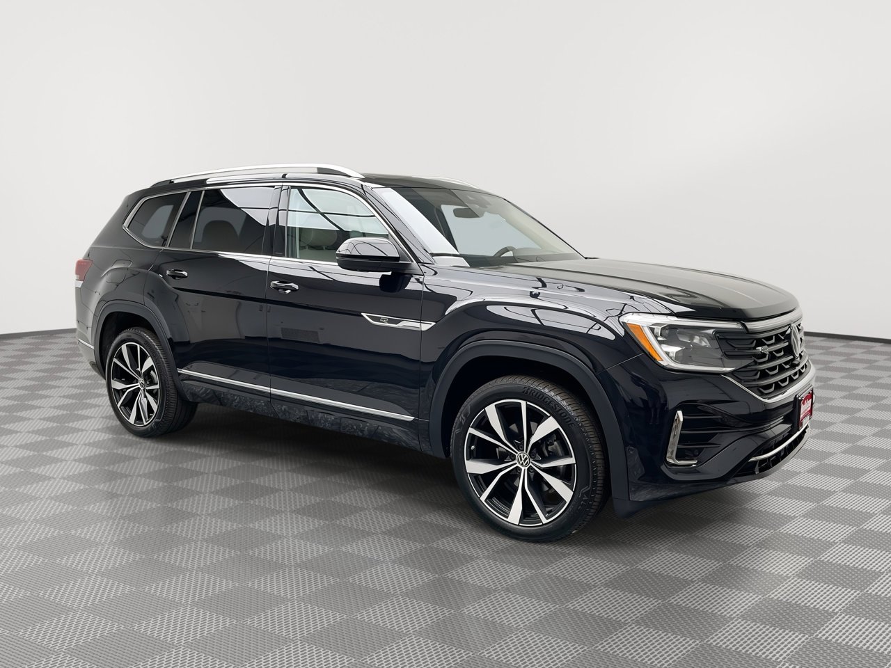 Used 2024 Volkswagen Atlas SEL Premium R-Line