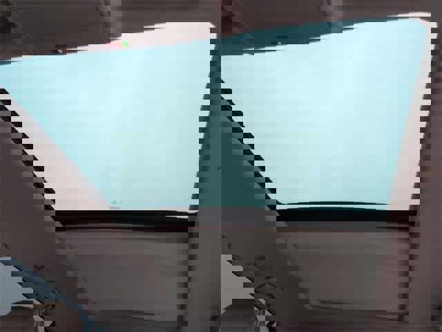 Used 2022 Volkswagen Atlas SE w/ Panoramic Sunroof Package image 19