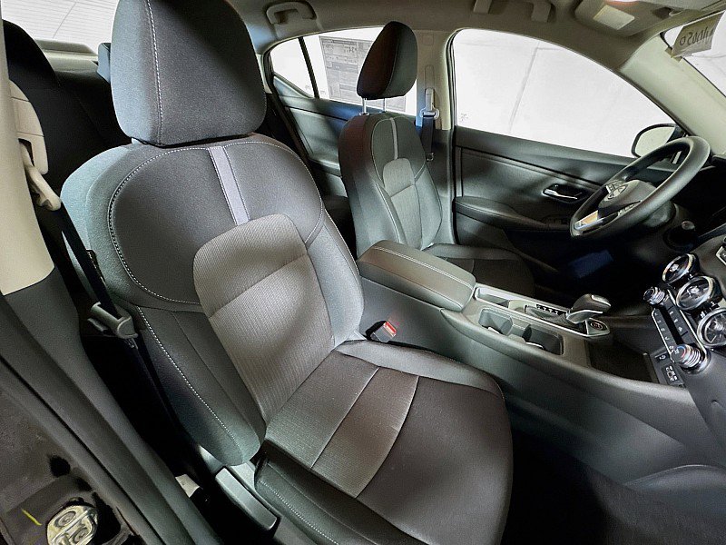 Used 2025 Nissan Sentra SV w/ Trunk Package image 25