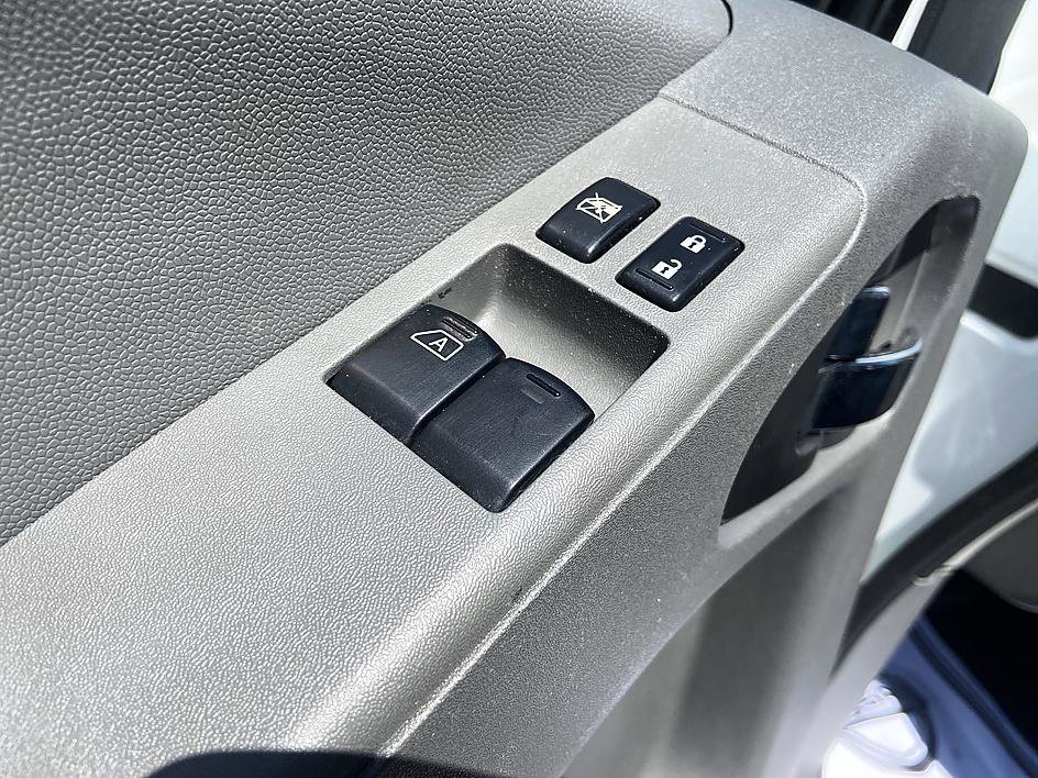 Used 2021 Nissan Frontier S AWD/4WD image 10