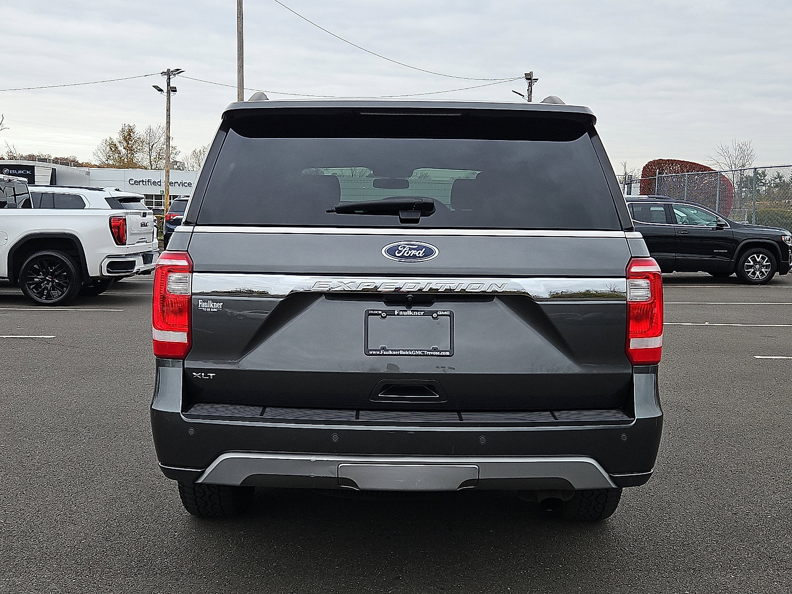 Used 2020 Ford Expedition XLT image 5