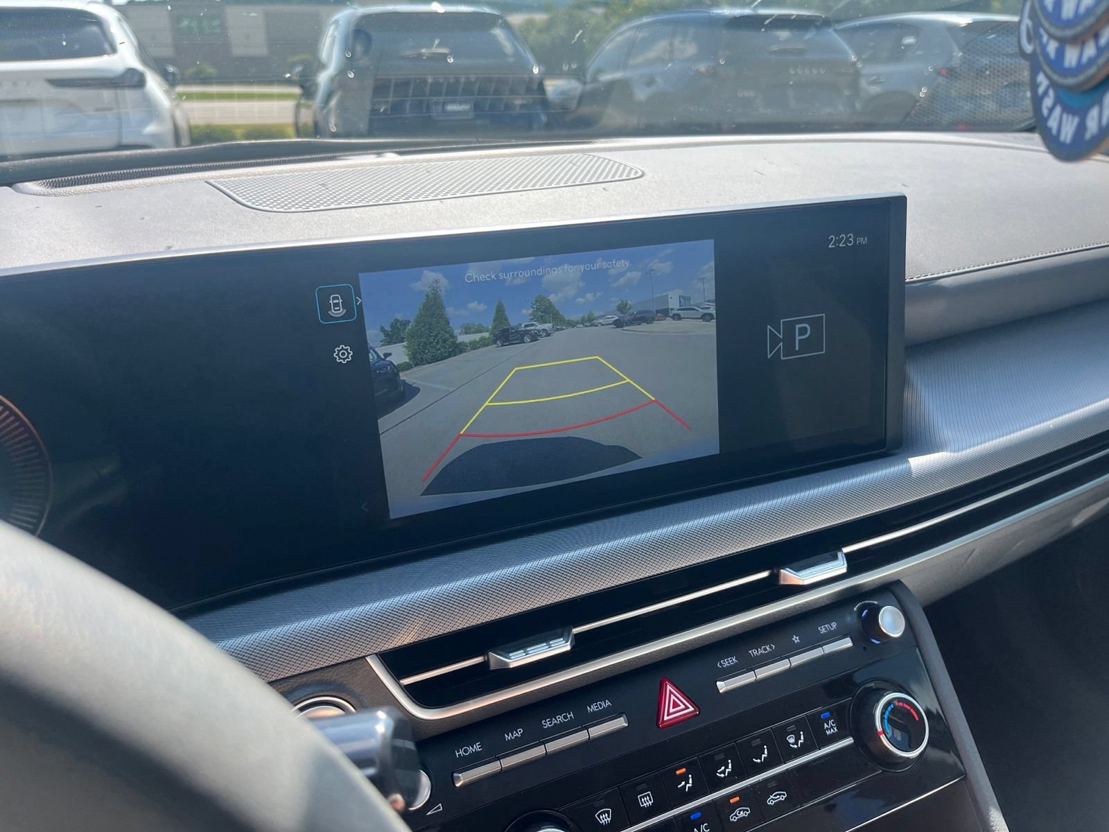 Used 2025 Hyundai Sonata SE FWD image 10