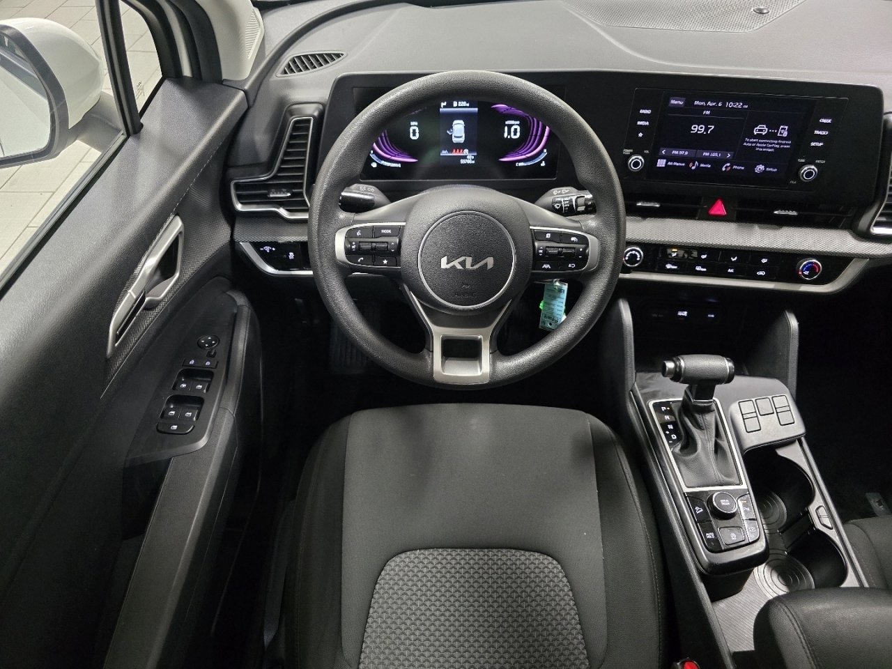 Used 2024 Kia Sportage LX FWD image 21