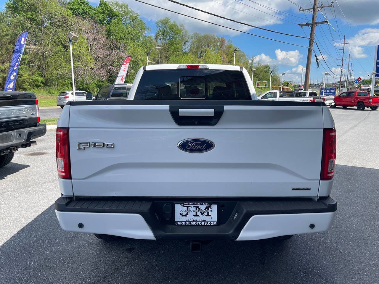 Used 2015 Ford F150 XLT w/ Equipment Group 302A Luxury AWD/4WD image 6