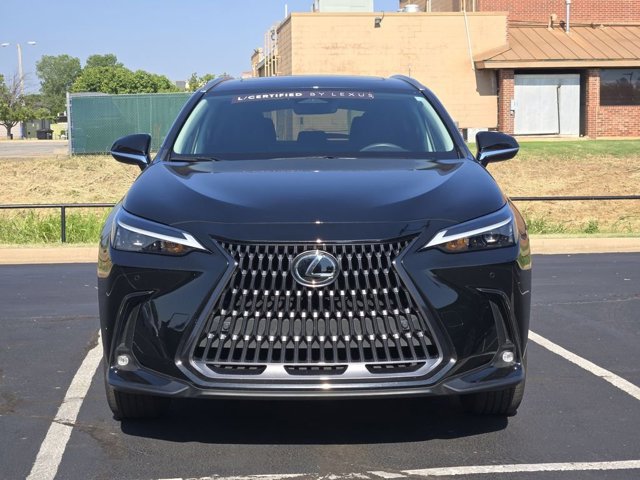 Certified 2025 Lexus NX 250 FWD w/ Towing Package (2000 Lbs) image 2