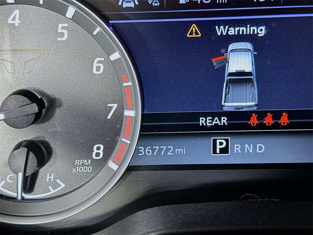 Used 2024 Nissan Titan SV w/ SV Convenience Package image 24