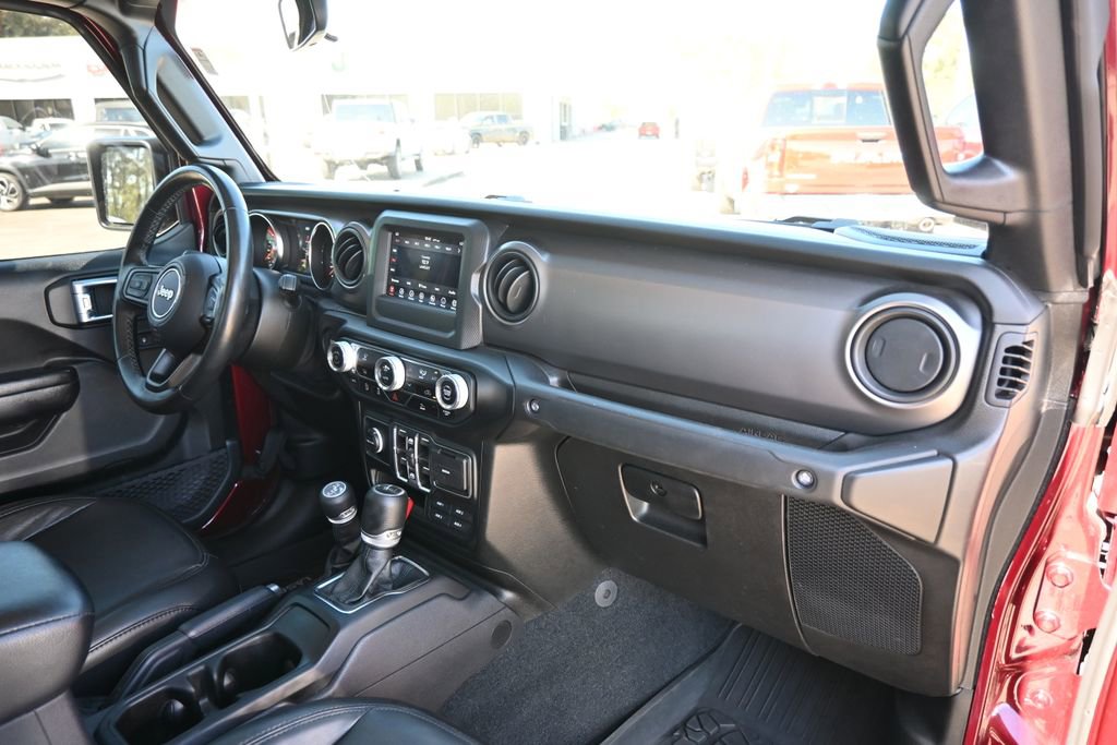 Used 2021 Jeep Gladiator Sport image 23