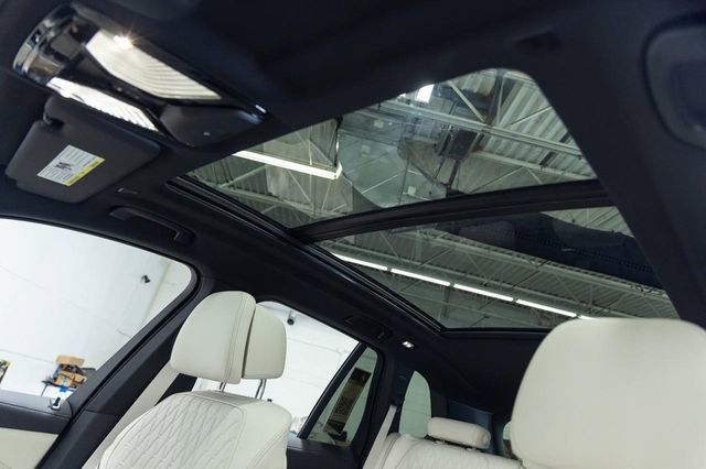 New 2026 BMW X5 xDrive50e image 16