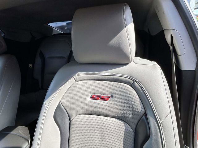 Used 2019 Chevrolet Camaro SS image 9