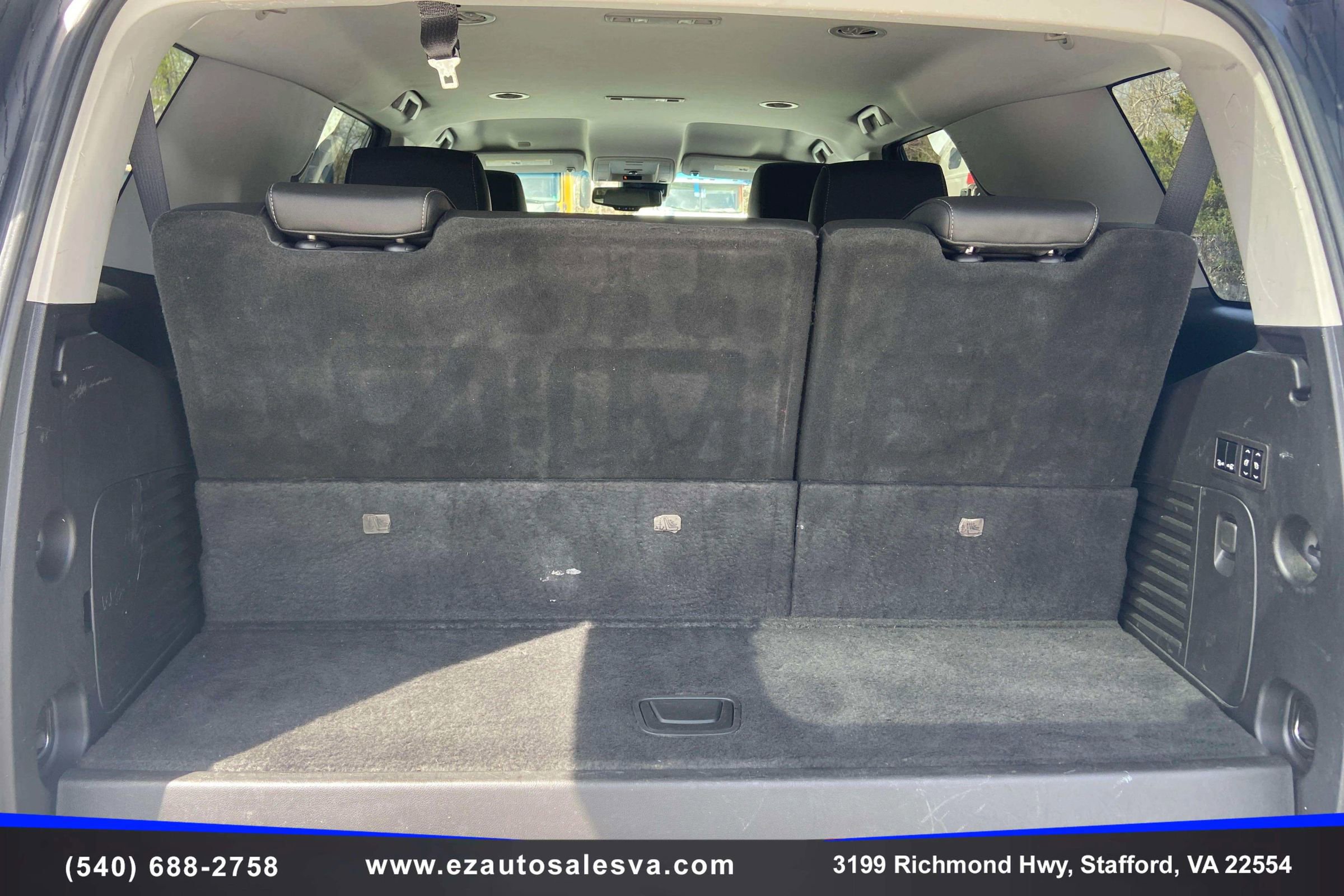 Used 2018 Chevrolet Tahoe Premier w/ RST Edition image 11