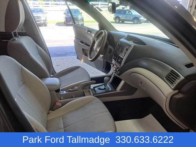 Used 2013 Subaru Forester 2.5X Premium w/ All-Weather Plus Pkg AWD/4WD image 17