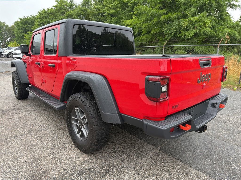 Used 2024 Jeep Gladiator Mojave w/ Technology Group AWD/4WD image 4