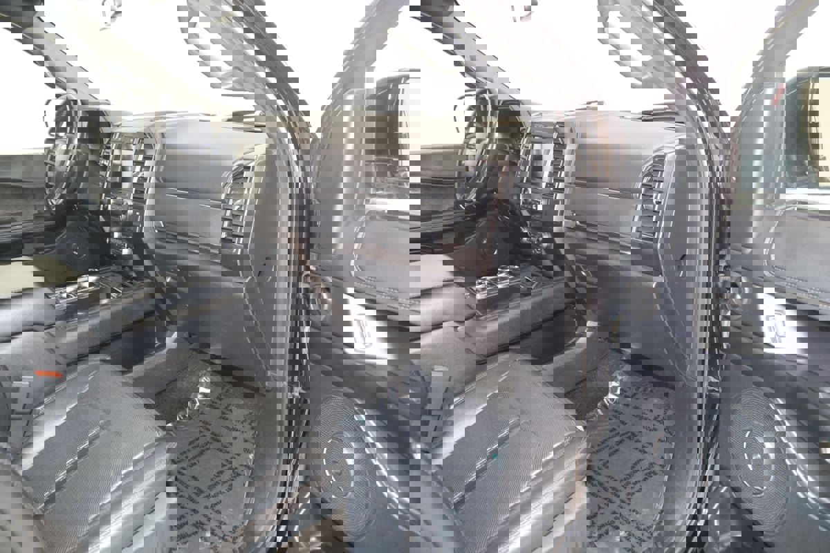 Used 2019 Ford Expedition Limited image 46