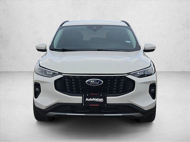 Used 2024 Ford Escape Platinum AWD/4WD image 2