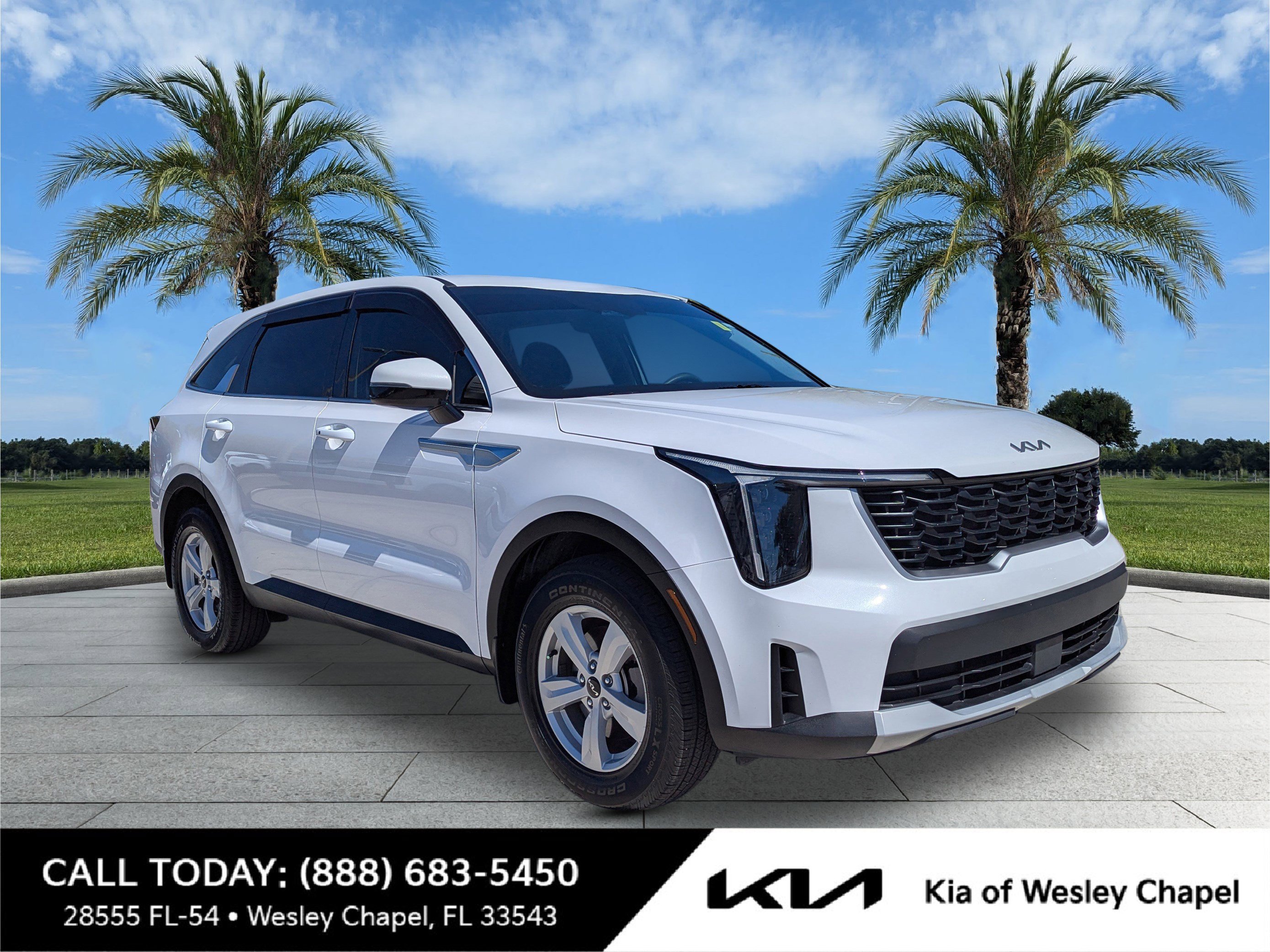 Certified 2025 Kia Sorento LX image 1