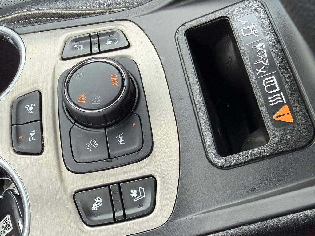 Certified 2019 GMC Terrain Denali w/ Advanced Safety Package AWD/4WD image 47