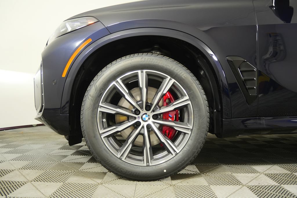 Used 2026 BMW X5 sDrive40i w/ Executive Package RWD image 2