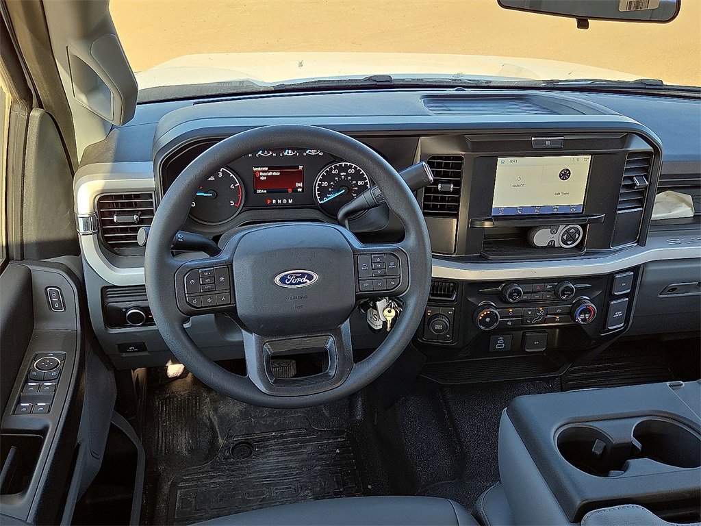 New 2025 Ford F350 XL image 19