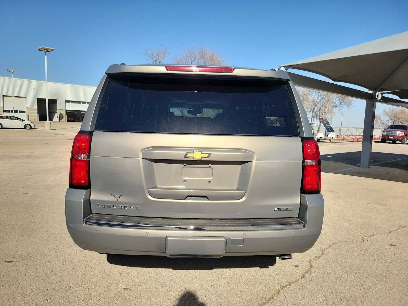 Used 2017 Chevrolet Suburban Premier image 5